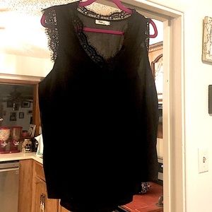 🖤❤️‍🔥NWOT Hope Horizon Size M Black Sleeveless Blouse w/ Lace❤️‍🔥🖤
